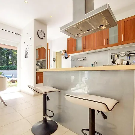 Holiday home Gorgeous In Saint-Palais-sur-Mer